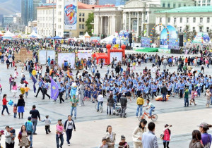Хүүхдийн баяраар дараах ЗАМУУДЫГ хааж, төв талбайд жижиглэн ХУДАЛДАА хийхийг хориглоно