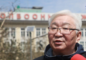Э.Бат-Үүл: Оросын олигархиудтай нийлж Монголын уул уурхайн баялгийг булаах тэмцэл өрнөж байна
