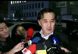 Ц.Цэрэнпунцаг: Найз охиныг нь янз бүрээр оролдоод байвал ямар ч эр хүн дуртай байхгүй…