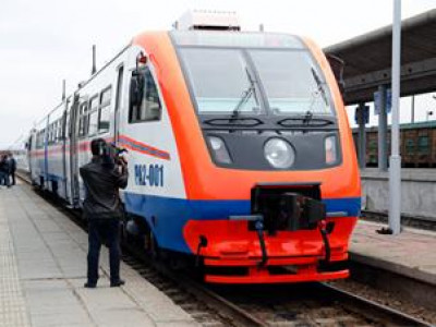 Дарга нар Railbus-ыг эвджээ