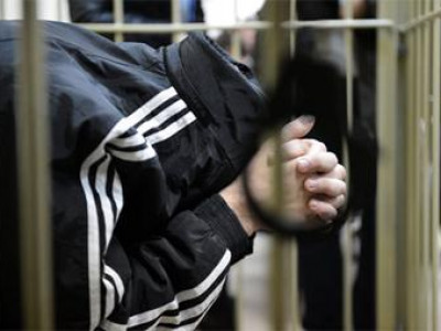 Сэжигтний аав хүүгээсээ айгаад унтаж чаддаггүй байжээ 