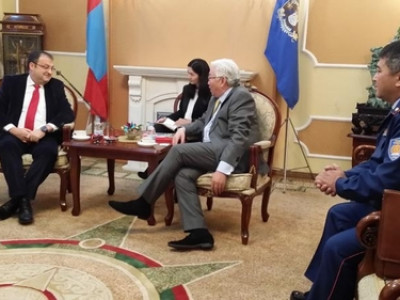 Нийслэл “Розенбауэр” компанитай онцгой байдлын салбарт хамтарч ажиллахаар боллоо