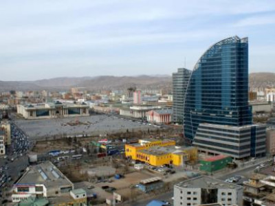 УЛААНБААТАР ХОТ: Багавтар үүлтэй
