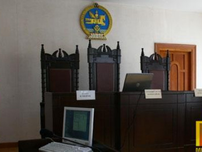 120 сая төгрөг завшсан Халамжийн 11 ажилтныг шүүнэ