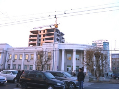 888 төслийнхөн Хөрөнгийн зах зээлээс эх үүсвэр босгоно