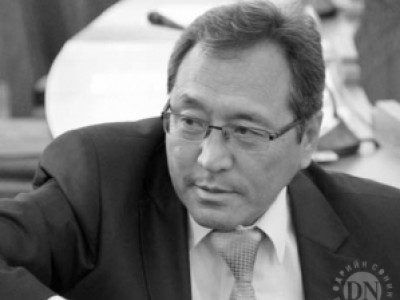 Намаа доромжилсон учир Л.Цогийг гишүүнээс нь эргүүлэн татна гэжээ