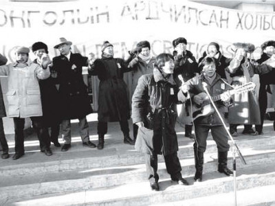 ”Хонхны дуу”-нд Төрийн соёрхол хүртээлээ