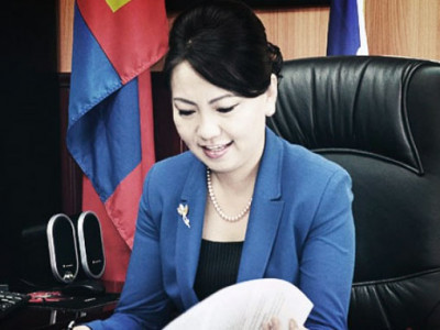 Ц.Оюундарь: Том мөрөөдөлдөө тохирсон мөнгийг олж ажиллах л ёстой