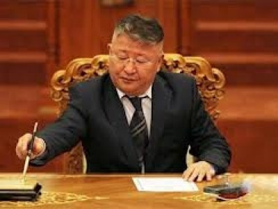 С.Дэмбэрэл гишүүн захидал бичжээ