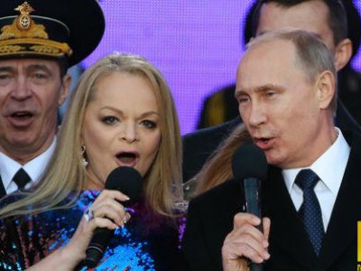Крым Орост эргэн нэгдсэний баярт 700 мянган хүн оролцжээ