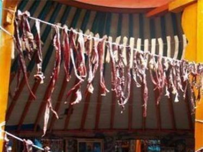 Мах, тэр дундаа борц бол эм