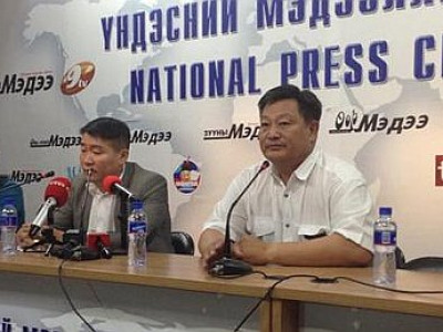 Сэтгүүлч С.Баттулгыг хорьсон нь хууль бус гэв