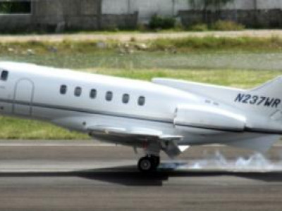 Онгоц сүйрч, есөн хүн амь үрэгдлээ