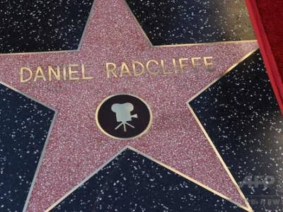 Харри Потер алдрын гудамжинд нэрээ мөнхөллөө