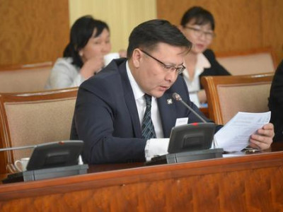 Ж.Батзандан: Ард нийтийн санал асуулга явуулахыг дэмжиж байна