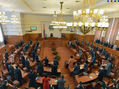 Чуулганы хуралдаан эхэллээ