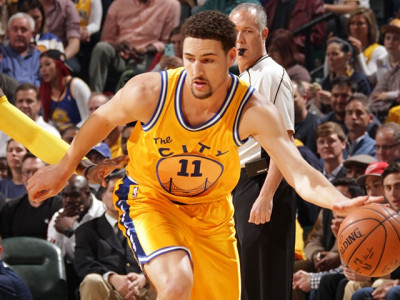 Клэй Томпмоны холын шидэлтээр Аваргуудын хожил үргэлжиллээ