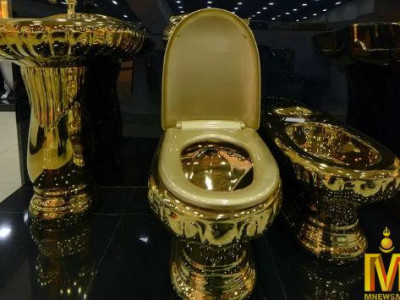 Казахстанд жорлонгийн алтан суултуурын дэлгүүр нээгдлээ