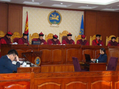 Монгол Улсын Үндсэн хуулийн цэц хууль бус үйлдлээ таслан зогсоохыг шаардлаа