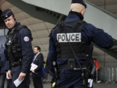  Исламын улсыг дэмжигч Парист хүний аминд хүрэхийг завджээ