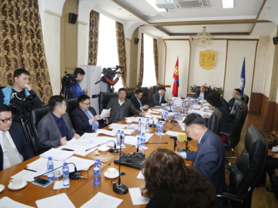 Архи согтууруулах ундаа худалдах, түүгээр үйлчлэх тусгай зөвшөөрөл олгох журмыг шинэчлэн баталлаа