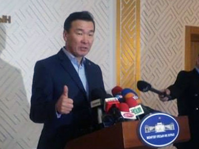 С.Ганбаатар: МАНАН нойргүй хонож байгаа