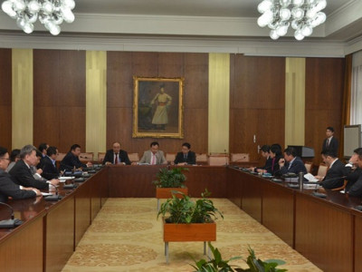 АН: Иргэд байраа барьцаалж, бизнесийн ашиг олж болно