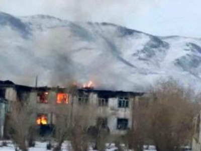 Дунд сургуулийн дотуур байр шатжээ