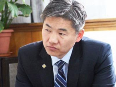 Ж.Энхбаяр: Ч.Сайханбилэг улсынхаа эрх ашгаас урвасан