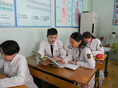 “ЭЕШ-д бэлтгэнэ” буюу хэрэгцээ дагасан бизнес