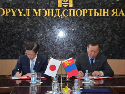Лабораторийн чанарыг сайжруулахад шаардлагатай тоног төхөөрөмжийг хүлээлгэн өгөв