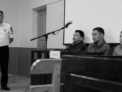Л.Гансүх 3.6 жилийн ял авч, Б.Мөнгөнтуяагийн хэргийг хэрэгсэхгүй болгов
