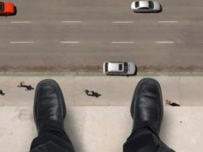 Хятадуудад зодуулсан монгол залуу амиа хорлохыг завдлаа