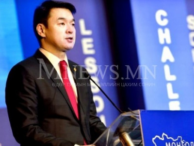 Ерөнхий сайд Ч.Сайханбилэг шонхорын наймаачин болсон уу