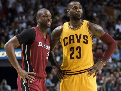 Леброн Жэймс Уэйдийг ”хүсэмжлэв”