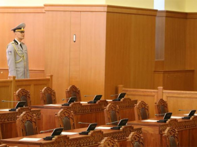 Р.Гончигдорж гишүүдийг чуулгандаа ирэхийг шаардав