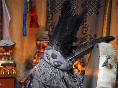  “Сум гүйлгэж” малын хулгайч нарыг хашраажээ