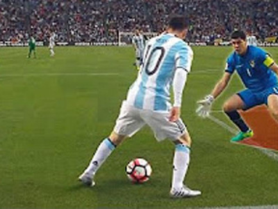 Cristiano Ronaldo Vs Lionel Messi