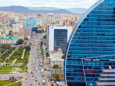 Улаанбаатарт 30 хэм дулаан байна