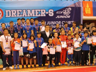Анхдугаар “DREАMER-S” тэмцээн боллоо