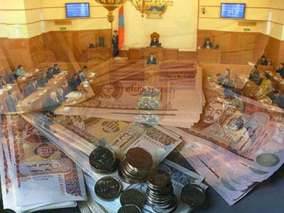 Цалингаасаа давсан тансаглалтай төрийн албаныхан