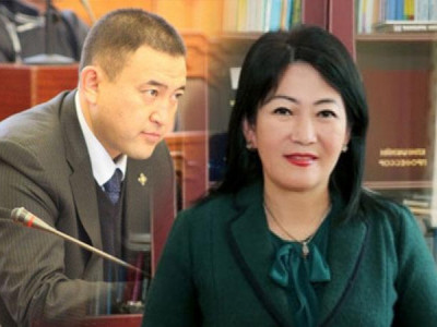 Огцрох сайд нарын “сунгаа”-г Б.Чойжилсүрэн, А.Цогцэцэг нар өнгөлж байгаа юу