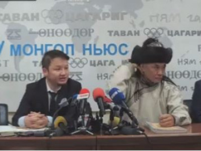 Xэвлэлийн бага хурлаас : Амарааг 