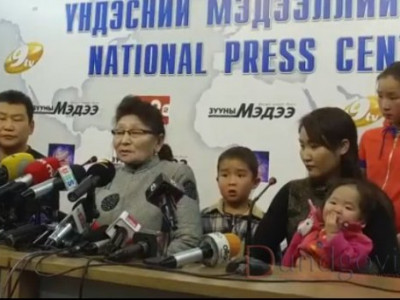Л.Жавзмаа: С.Зоригийг хөнөөсөн хэрэгт хүүг минь хилсээр яллах гэж байна