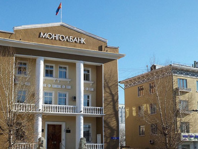 Төгрөг онхолдохыг Монголбанк ажиглахуй