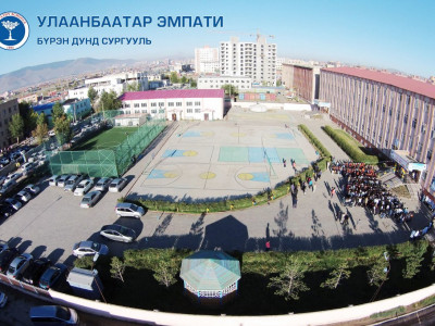 Сэрэмжлүүлэг: “Улаанбаатар Эмпати” сургуулийн сурагчид маргалдаж, нэгнийхээ хоолойг зүсчээ  