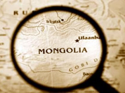 Дэлхий нийт Монгол хэмээх хулхи “гар”-ыг хүн болгохоор шийдэв бололтой