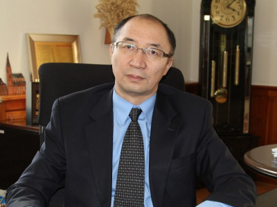 Р.Бат-Эрдэнэ захирал та, оюутнуудаас авсан 5.8 тэрбум төгрөгөөр юу хийсэн бэ?