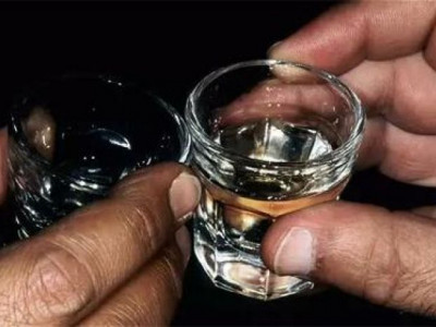 Иргэдийн уусан архинд шинжилгээ хийжээ 
