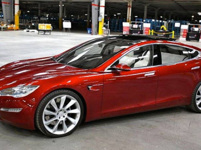 Tesla компани 